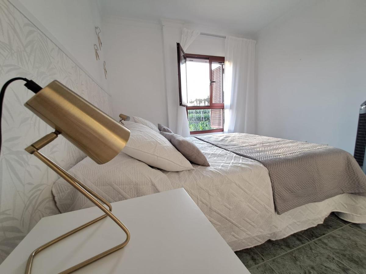 El Apartamento De Matita - Free Parking And 1' Beach Apartment Телде Екстериор снимка