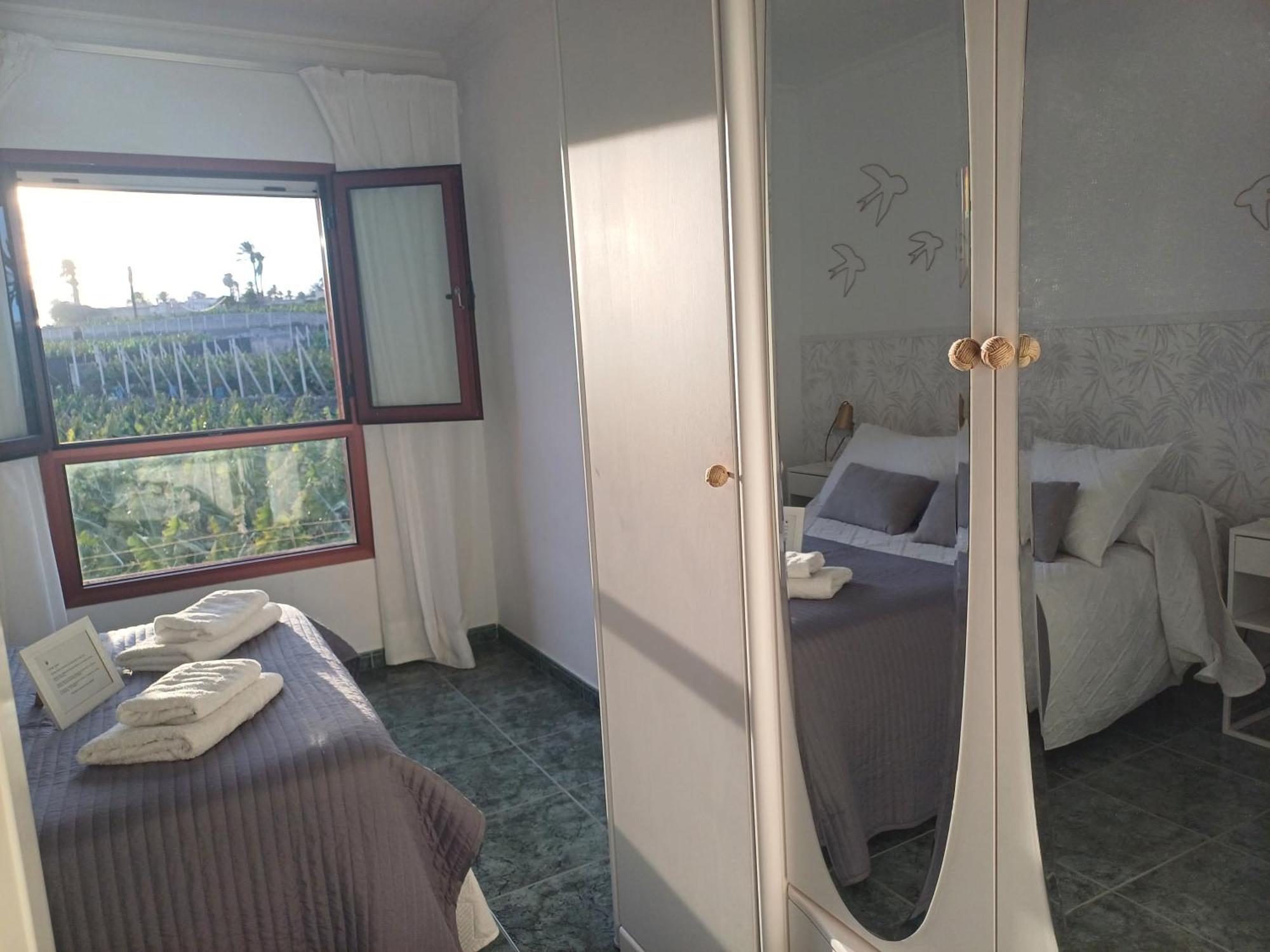 El Apartamento De Matita - Free Parking And 1' Beach Apartment Телде Екстериор снимка